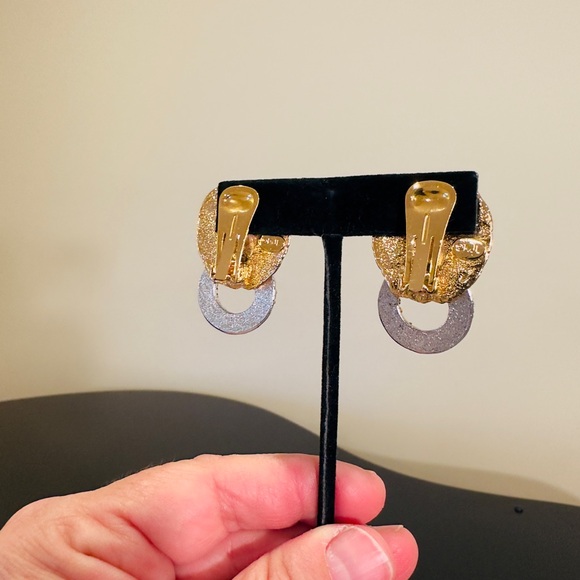 NWOT Authentic Vintage Retro Luxury Kenneth Jay Lane Lion Door Knocker Earrings - Picture 11 of 15